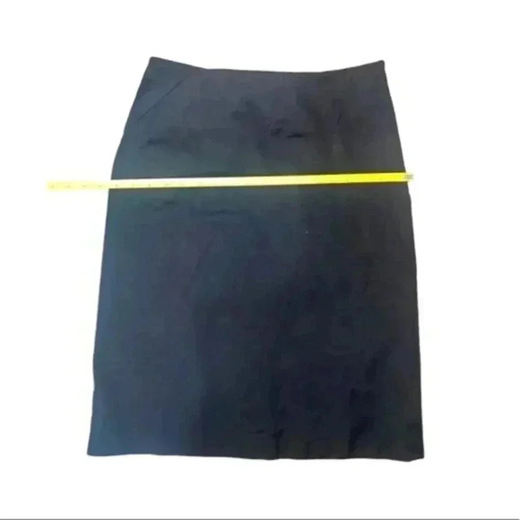 BCBG Skirt - Picture 2 of 5